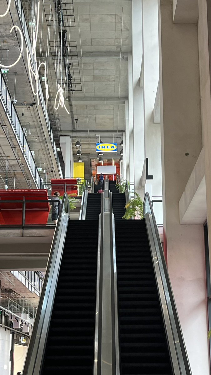 hamzterzkub's tweet image. วัดพระธาตุอิเกียสุขุมวิทวิหาร