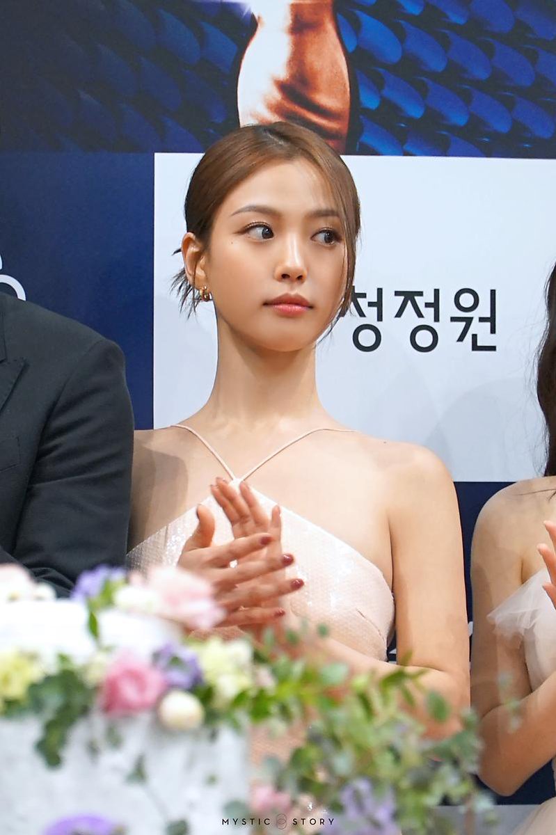 231202 mystic actors naver post! 

#GOMINSI #고민시
