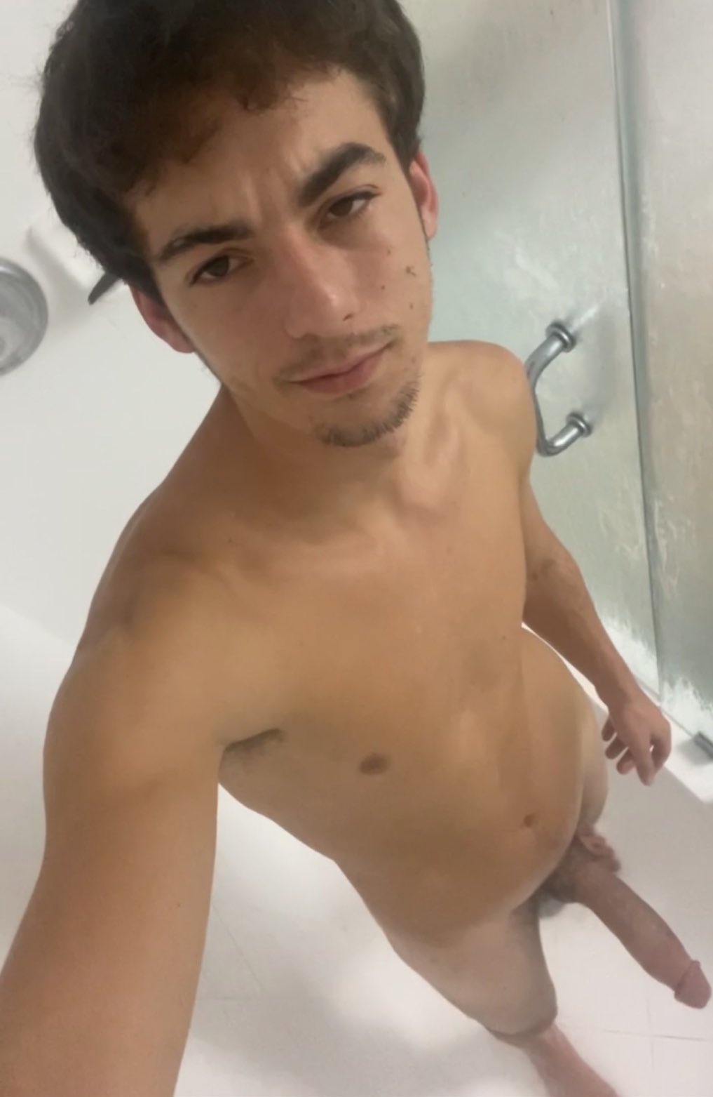 Alex3Legs on X: Shower sex?🚿😈 $4 t.co1lhh3wTYnT  t.cokVg0geIkgj  X