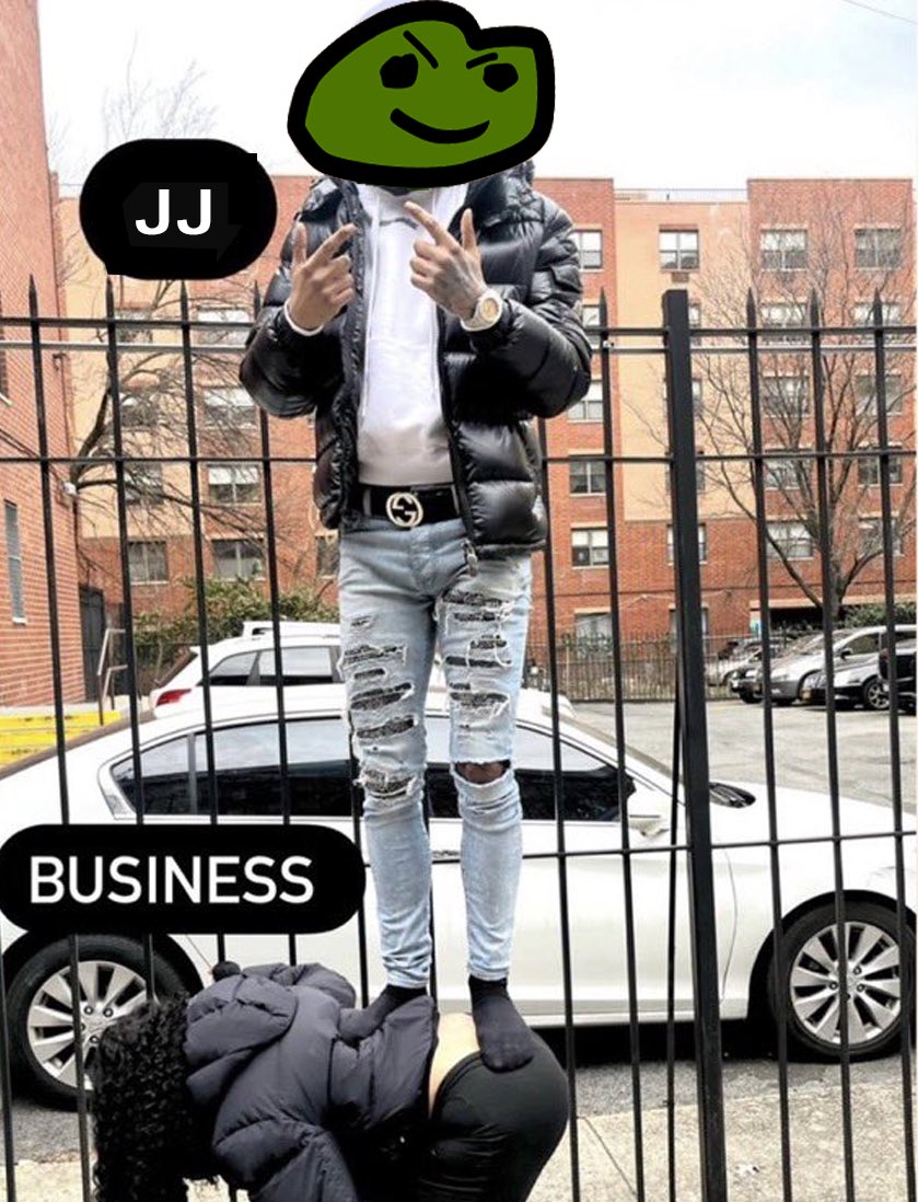 $JJ HOLDERS ALWAYS STAND ON BUSINESS 💚🐸

SOON 1000+ STRONG 

IF YOU AINT WITH US, YOU'RE AGAINST USJJ 👁️👅👁️