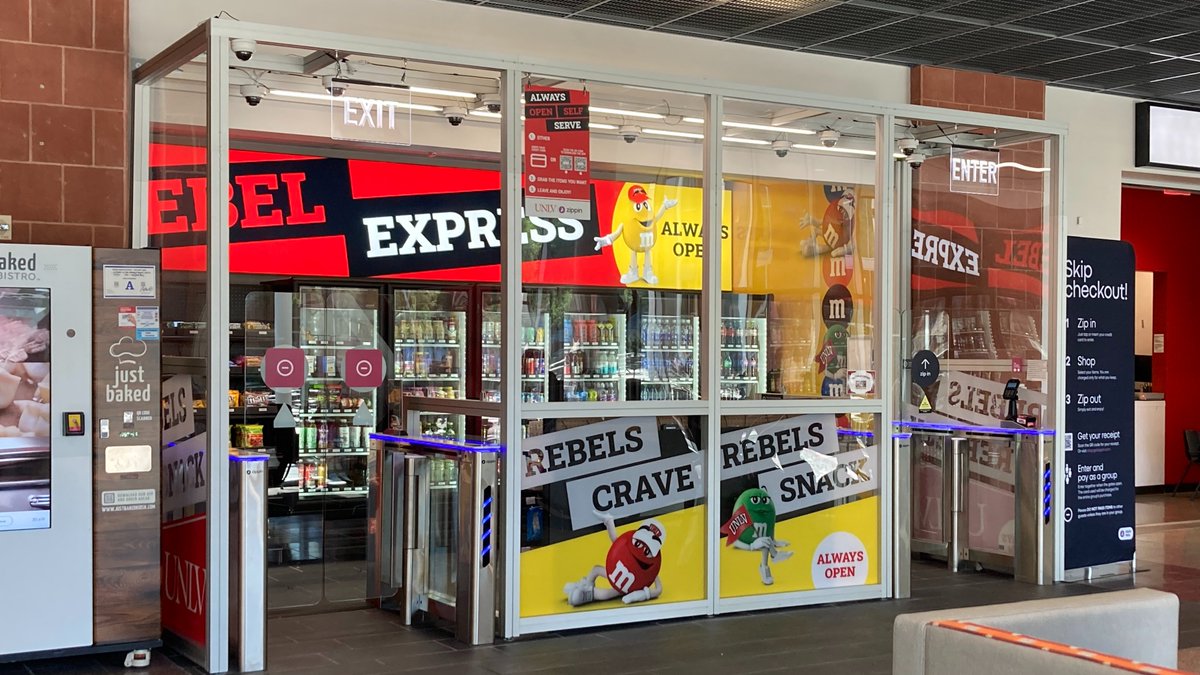 amandasstories's tweet photo. Update: A new article on Amanda's Stories go check it out!!! This article concerns the new micro market on the UNLV campus and the price increase for all vending machines. #UNLV #UNLVJMS 

https://t.co/zfipr5usVg https://t.co/KKfQpezus1