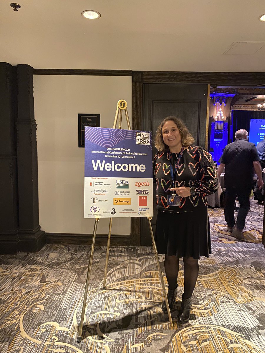 ECrisciLab's tweet photo. NAPRRS day 1: I presented our work on influenza  vaccination of pregnant/lactating pigs as mother-neonate dyad translational model. I was chairing the vaccine session where I presented. Great day of scientific interactions! @ECrisciLab @CVMResearch @NCStateVetMed #pigmodel https://t.co/9YgKoGMrPc