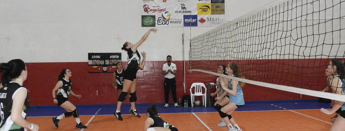 [NOTA] Se estrena el documental “Barrio de clubes”

🗓️4/12 en el Cinemacenter del Plaza Shopping

💬Christian Díaz y Eva Levantesi, de <a href="/MuseosdeBahia/">Museos De Bahía</a>:  “A pesar de los intentos de desmantelamiento y atomización de las personas, los clubes resisten”

✍️rb.gy/jox5jx