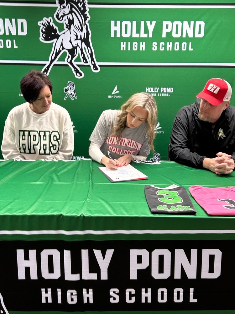 HollyPondHigh's tweet photo. Congratulations to Maycie Black for signing her NLI to continue her academic and athletic career at Huntingdon College! IT'S A GREAT DAY TO BE A BRONCO!! https://t.co/lNfyS34bbS