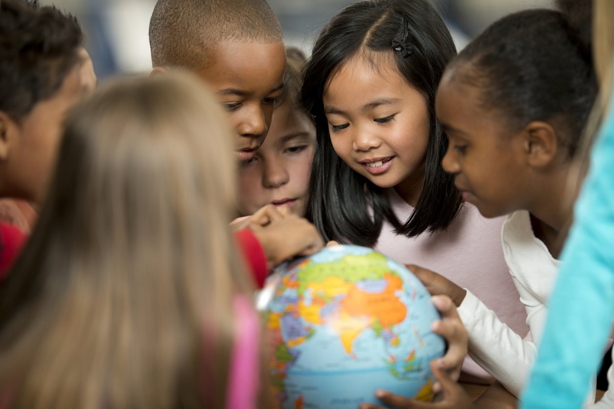 tdsb's tweet photo. Learn more about TDSB Elementary Alternative schools at our upcoming information sessions and open houses in December '23 and January '24! Visit our website for the latest updates: https://t.co/g6aIpjaqft https://t.co/ATkHe8eKHg