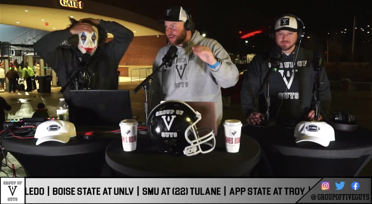 Flames_Tweeter's tweet image. Well done @GroupOfFiveGuys! Thanks for coming to the game and putting on a show!  #goflames #fanem #cusa #G5 #NY6