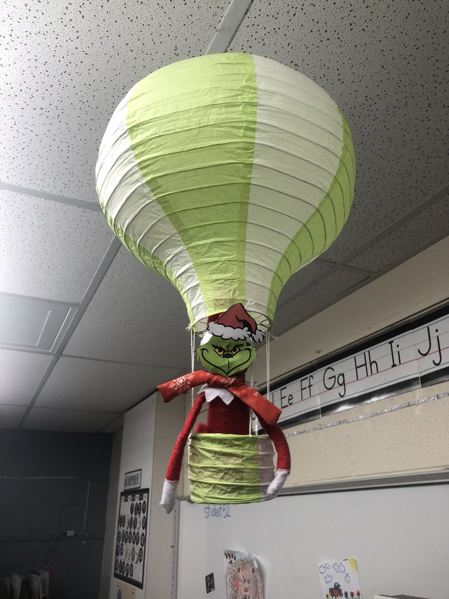 Ms. Kratz 💜💙 #clearthelist tweet media