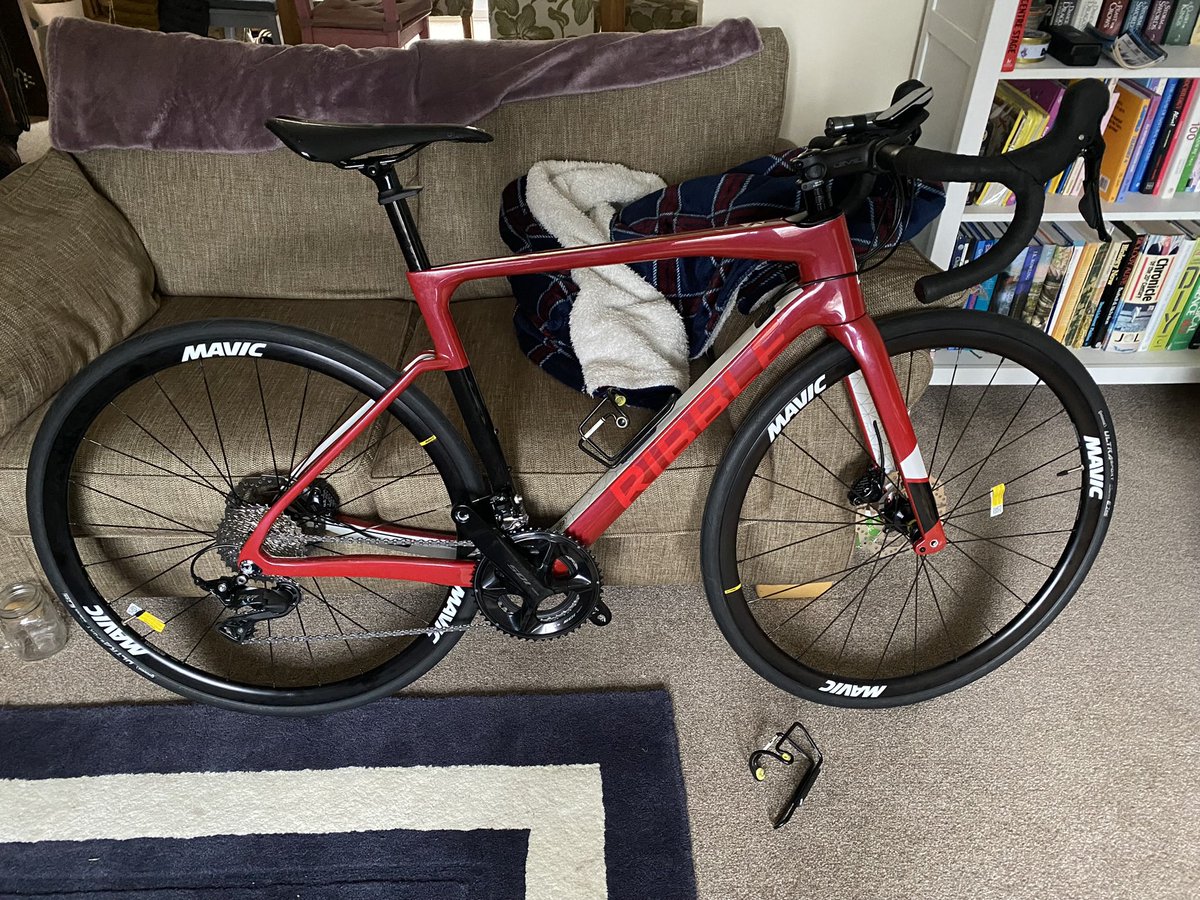 Best use of a <a href="/RibbleCycles/">RibbleCycles</a> box yet……a nerf castle. I can forgive the 2 month wait with this amazing bike