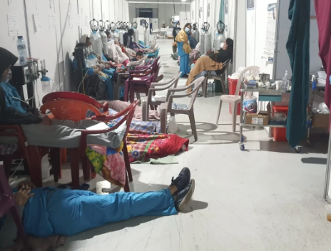 aalvasol's tweet photo. Que descaro el de Miguel Martinez llamarle "el mejor gobierno de la historia" a esto. 
Asqueante saber que mientras él se enriquecia, nuestra gente padecia en estas condiciones. https://t.co/T0UDk7FvVp