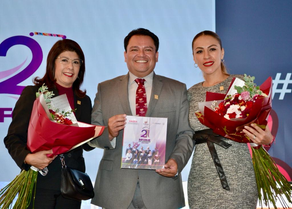 MonicaChDuran's tweet photo. En representación de la Gobernadora @delfinagomeza, asistimos al 2° Informe de Gobierno de @hectorgs4437, Pdte. Municipal de #Tenancingo. Reconocemos los avances y mejoras en materia de educación, infraestructura, seguridad y programas en beneficio de las y los tenancinguenses. https://t.co/DPWy0Oy5r1