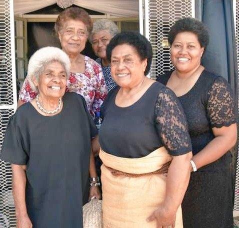 __vesi's tweet photo. The beautiful women of #Udu coming together for Kuku Poseci's farewell 🤍
#Cuku #Drano #Udu https://t.co/56r0gK7fN2