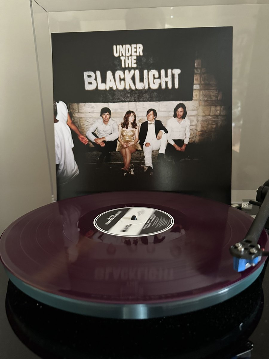 BernardZuel's tweet photo. I was your silver lining, But now I’m gold (and purple). Thanks Chris B for snagging. #morningpop #saturdayvinyl #rilokiley #jennylewis #isagoddess #redeyerecords https://t.co/Uc4b7jhmhN