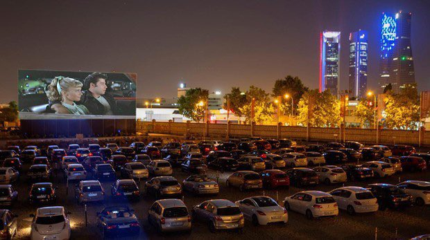 necesito ir a un autocine