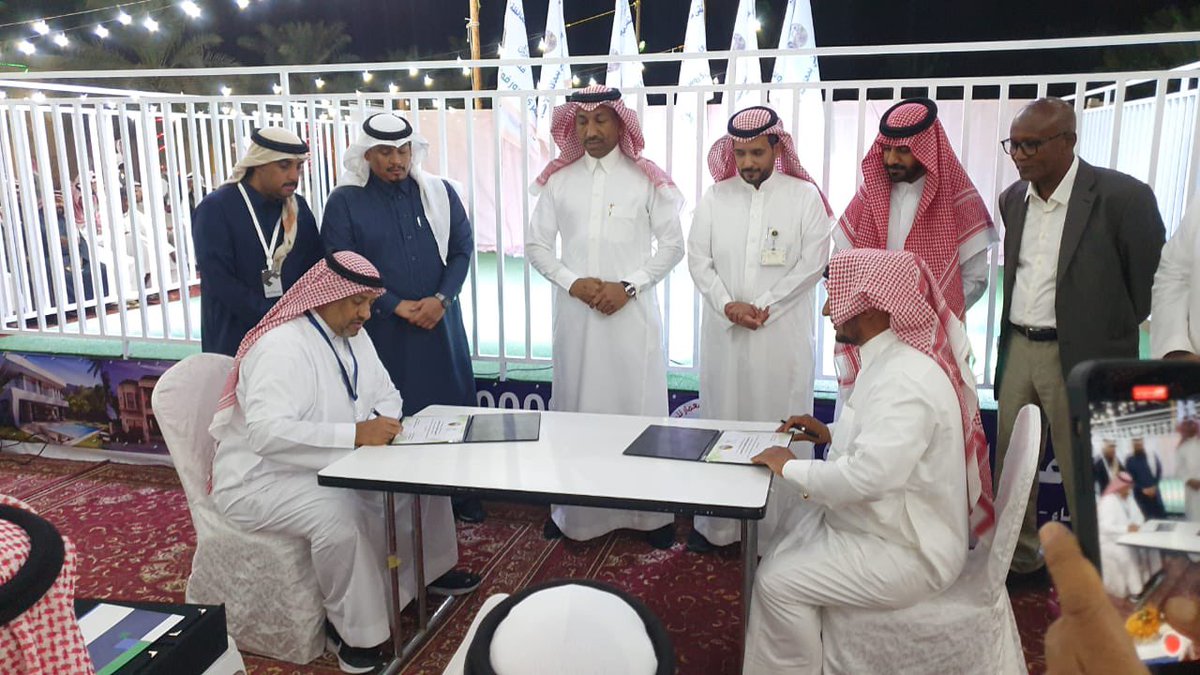 abdulazizbomoza's tweet photo. تم تدشين رابطة هجر للماعز العارضي برئاسة السيد مسهي محمد العرجي القحطاني تحت مظلة جمعية الثروة الحيوانية بالاحساء https://t.co/J5jV5ZLEhE