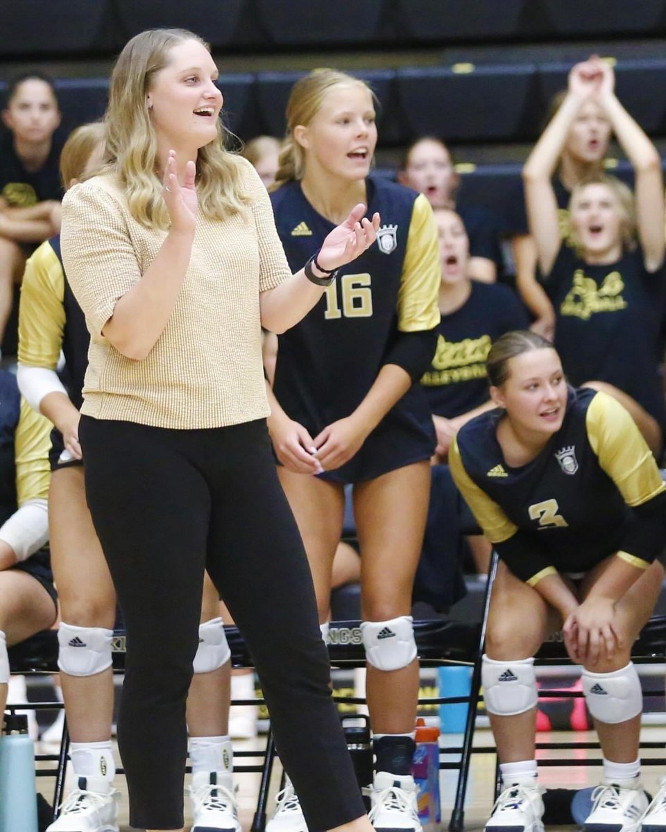 BIG congratulations to our very own, Coach Hickey, for being named to the 2023 AVCA 30 Under 30 High School Awards Recipient List!! We couldn’t think of anyone more deserving! 💛🖤 #pvb #pennvball #phm