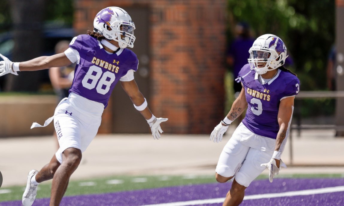 Davewilson1711's tweet photo. #ATG I just wanna give all glory to my lord and savior thank you God✝️. Im very blessed to say I have received another offer from Hardin- Simmons university. Thank you @CoachRoe__ 
@Ck2Sports @TopPreps https://t.co/tX8tcYVd8e