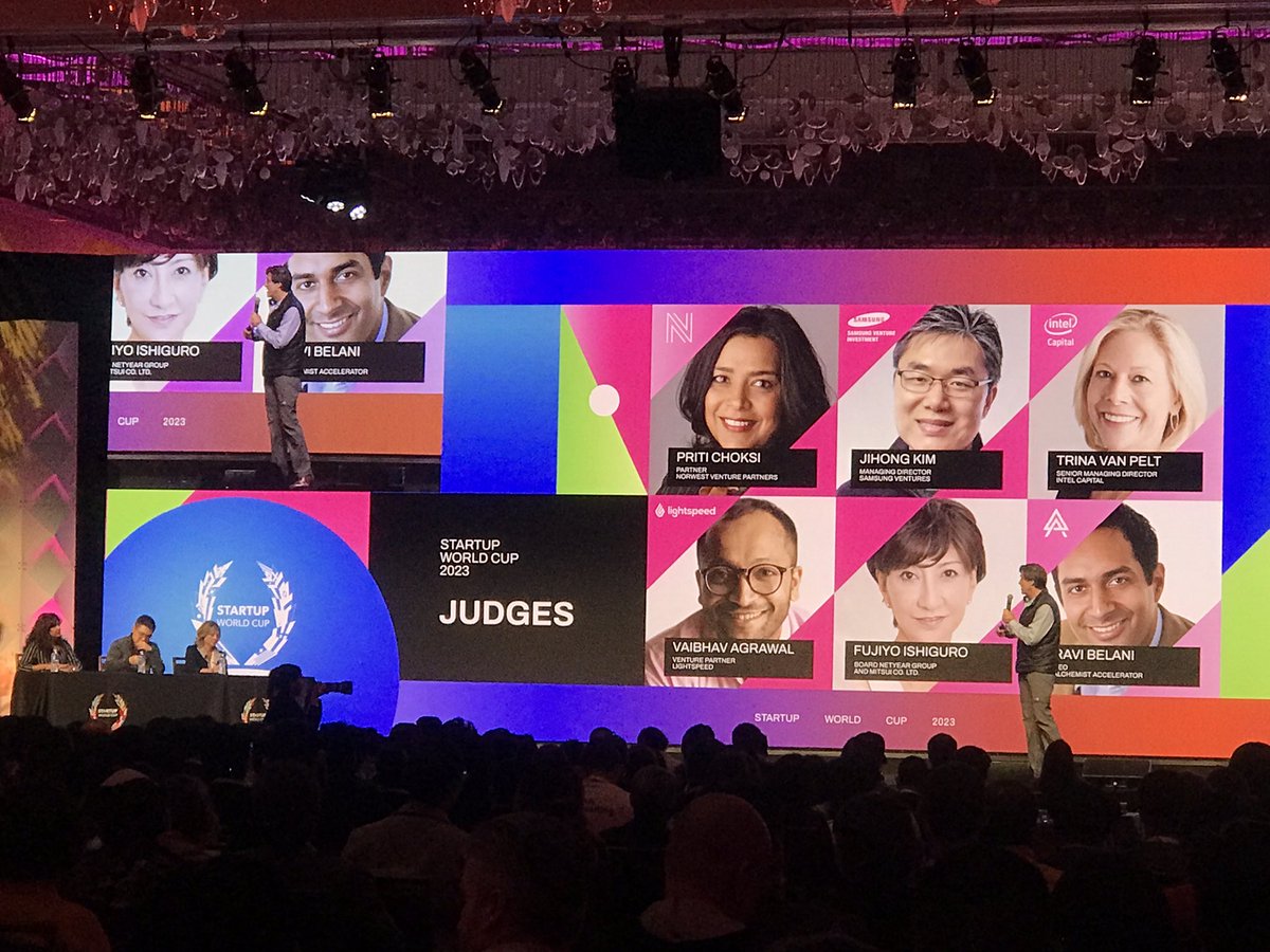 TheCultureEng's tweet photo. #startup #pitch #competition at #startupworldcup — excellent question for all the startups — is your #market #strategy based on a push or a pull? How much education do you need to do to insure  your survival ?
#funding #venture #Entrepreneur https://t.co/wDy8hPCT19