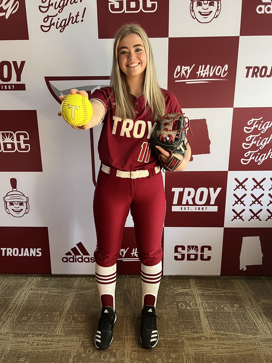 BethuneLilly's tweet photo. The best time!! Huge thank you to @e_newellcoach for having me on a visit!! Such a fun day!! #OneTROY ⚔️ https://t.co/YR1D31o9UV