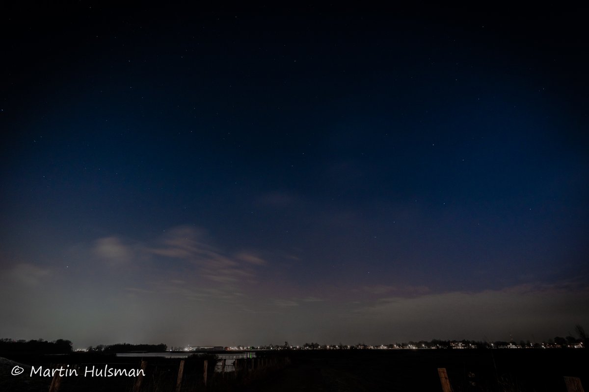 hulsmanfoto's tweet photo. wel of niet? het #noorderlicht #poollicht #Ridderkerk https://t.co/pm2kgpBiC4