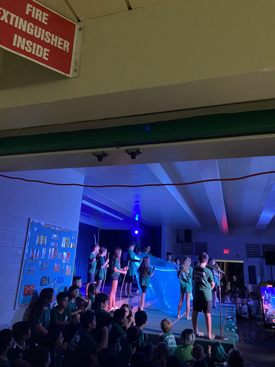 When two small schools come together, it is MAGIC! Mahalo nui to Hawaii Opera Theatre for bringing our two small schools together. Mahalo nui to the keiki and kumu! #smallschoolsmatter #smallschoolsbighearts #Mauka2Makai #moolelo