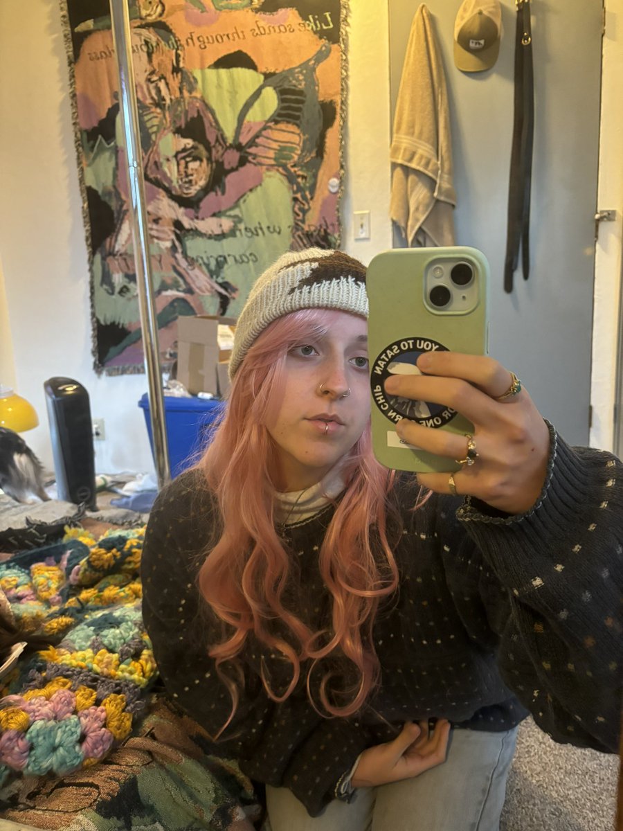 marbledmullet's tweet photo. Honestly love my pink wig, do i wear out tonight? https://t.co/4KI63jWTZ4