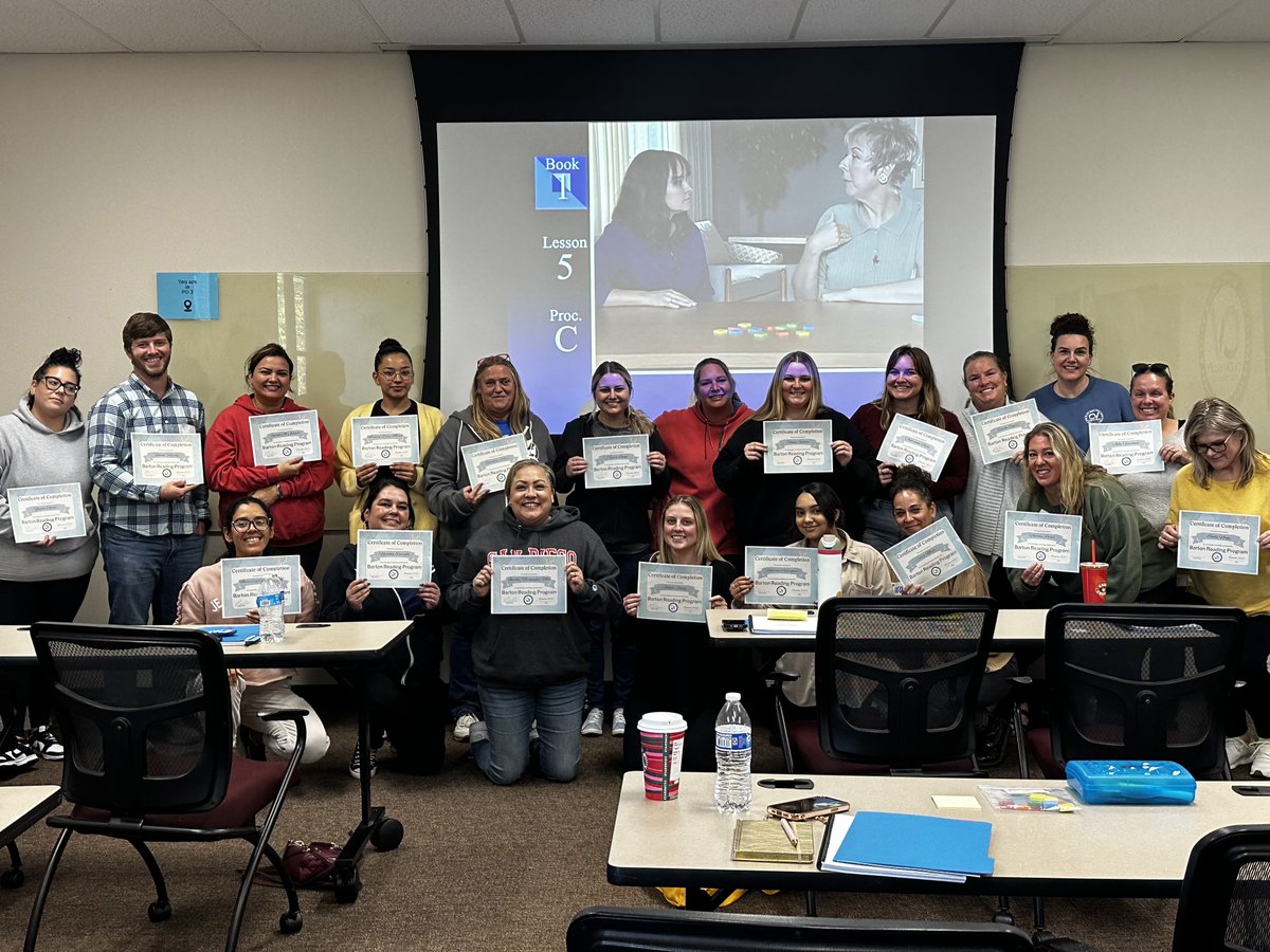 CVUSDLiteracy's tweet photo. Another round of Barton! Level one in the books #LiteracyForAllCV https://t.co/K2swMFhu3e