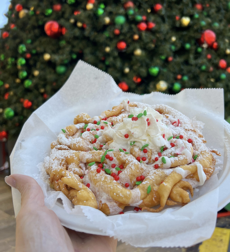 🍫Sweet Treat Alert: Deep Fried S’moreo &amp; Peppermint Frosted Funnel Cakes now serving at our <a href="/KlydeWarrenPark/">Klyde Warren Park</a> food truck through NYE #fletcherscornydogs