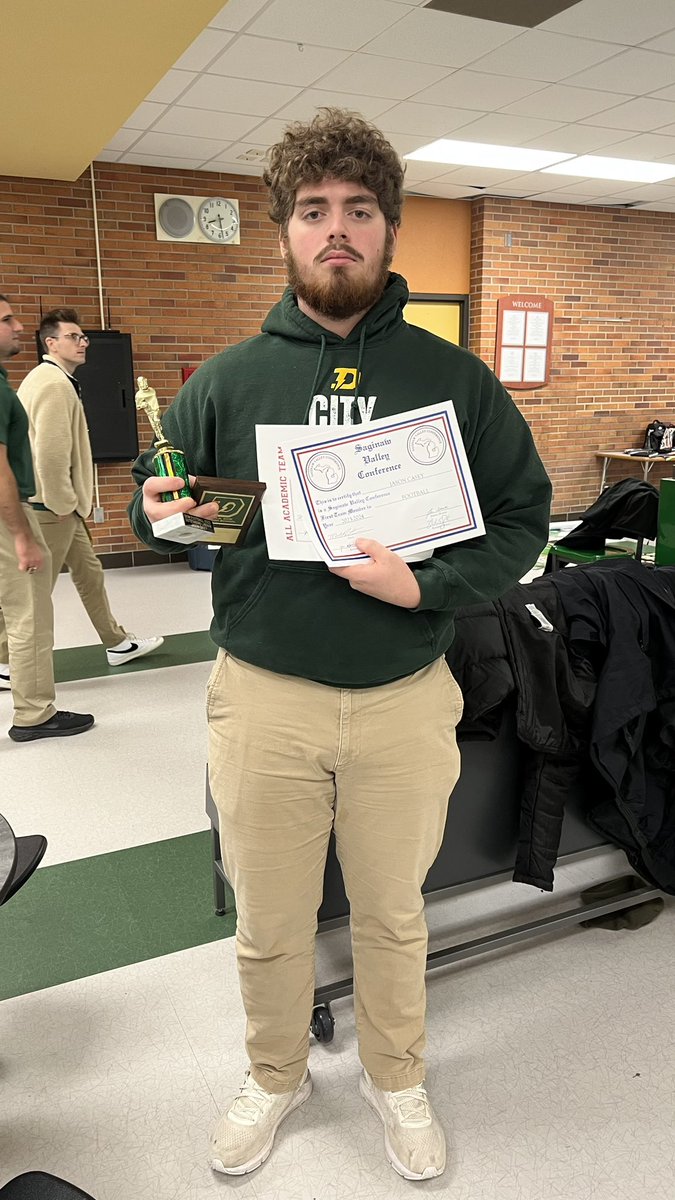 JasonCasey06's tweet photo. Honored to have received 
- “The Most Outstanding Lineman” Team Award 
- 1st Team All-Conference
- All Area Dream Team
- All-Academic Team 

@CoachCohenWake @ChrisCoulter_WF @WF_FBRecruiting @CoachCCalhoun @iCoachNash @GregoryLiberty1 @coachwiles @StateCoachD @CoachBrown_DL @JesseowJ @CoachCalley21 @alexm_brown @TheRoyalTaylor @CoachThibbs @Coach_LBJ_ @coachbrianearly @coach_buddha @CoachJamison @CoachSCPayne @CoachPRandolph @S_Ruzic @Coach_SnyderGT @michaeldes1 @MJPete14 @CoachGChatman 
@CoachM_Cummings @anthonyajmauro @TheD_Zone @CoachPRandolph @PaolucciPG @CoachMarkHagen @CoachRonEnglish @TMossbrucker @RiceOwlsFB