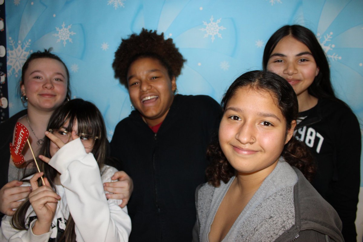 DMS Night Out!
<a href="/DerbyMiddle_CT/">Derby Middle School</a> 
#WeAreDMS