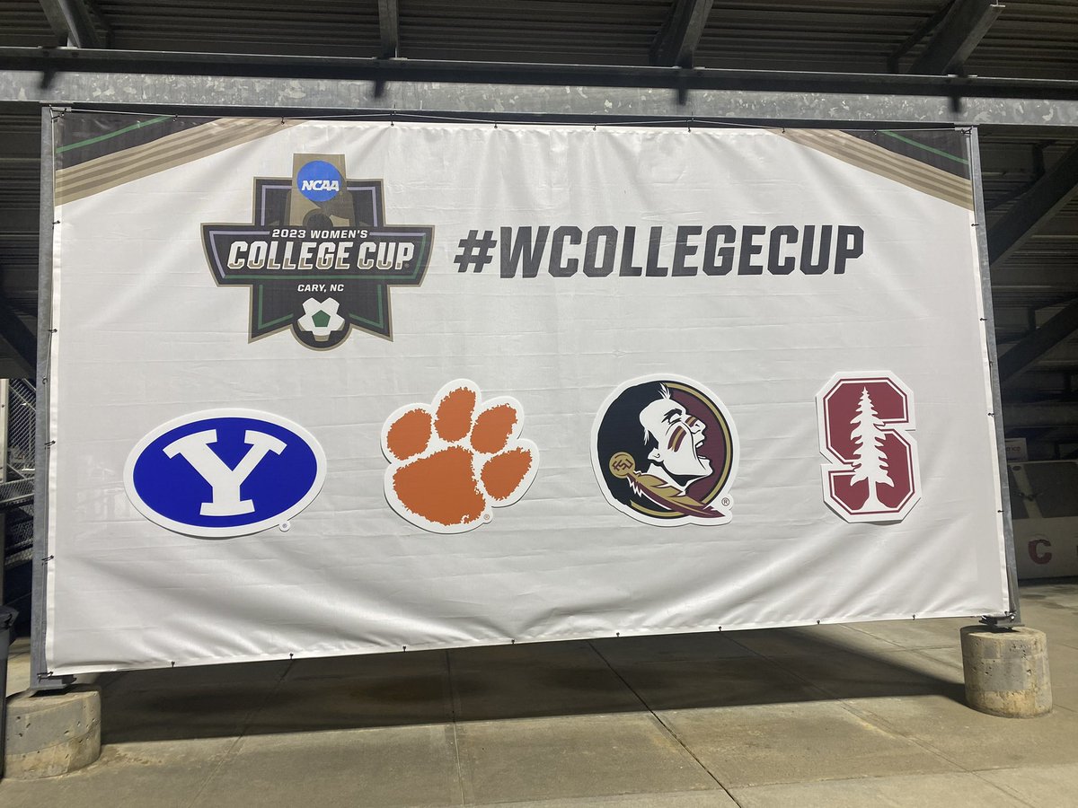 HateUSC's tweet photo. Final Four 💜🧡🐅🐾⚽️ https://t.co/Z9H4wiRSqR