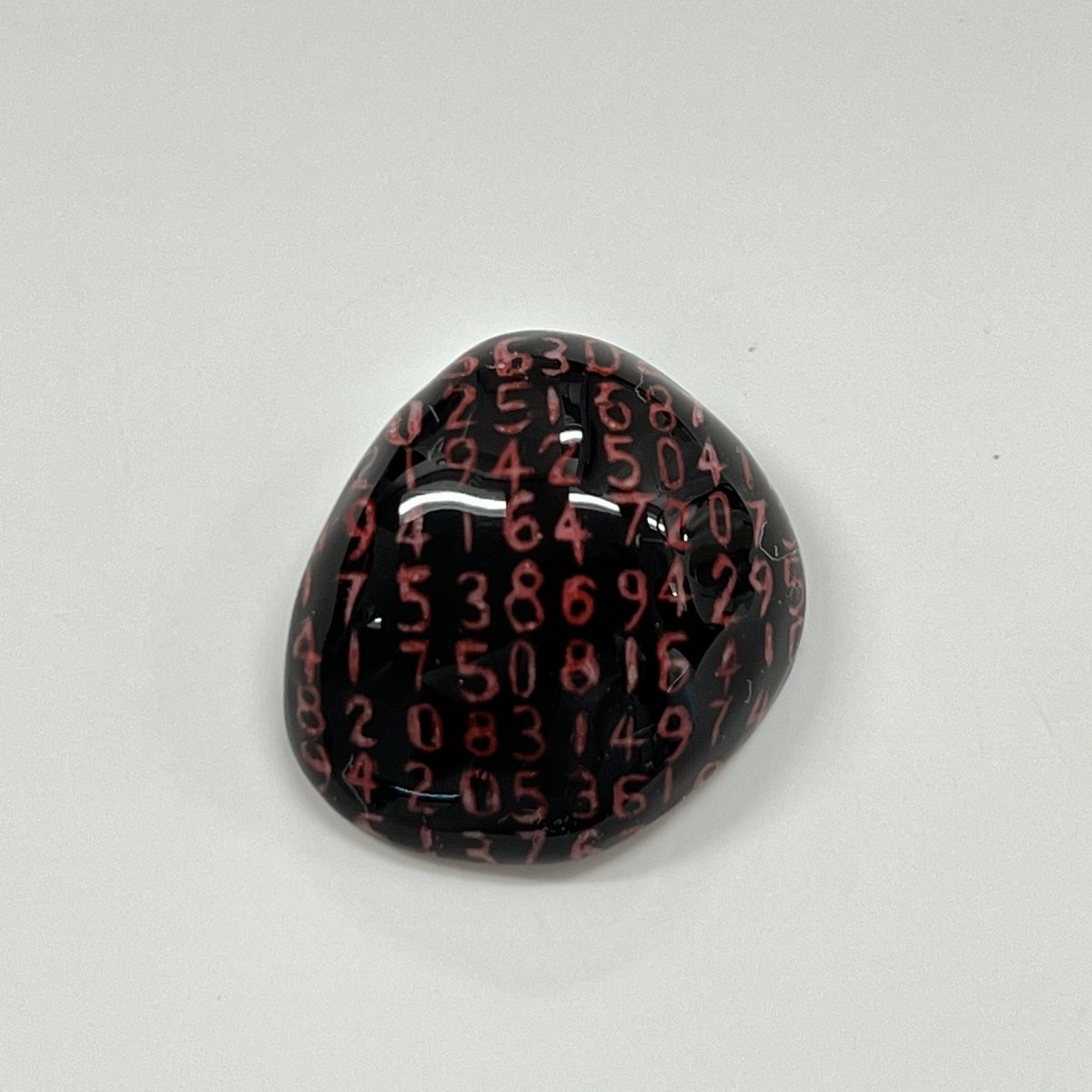 prostheticslab's tweet photo. 2/2.
6. paint some black between the lines to cover up the red
7. cure and polish the prosthesis

pics: the finished novelty prosthesis and the image the patient provided as inspiration

#ocularistry #prostheticeye #noveltyeye https://t.co/Z7DMVZDVsq