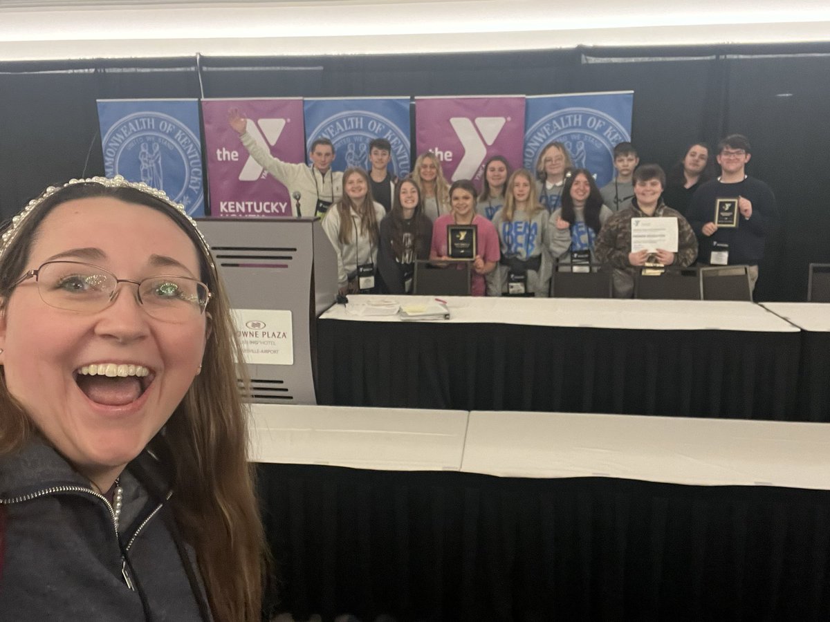 MrsGilleyUSHis's tweet photo. Bullitt Central High School’s first year at The Kentucky Youth Assembly!
Students collectively won Best New Delegation, Premiere Delegation, and our Commonwealth Bill was PASSED by the House and Senate!
#EffectiveCommunicators #ProductiveCollaborators
#AuthenticLearning https://t.co/n98XOfKqRA