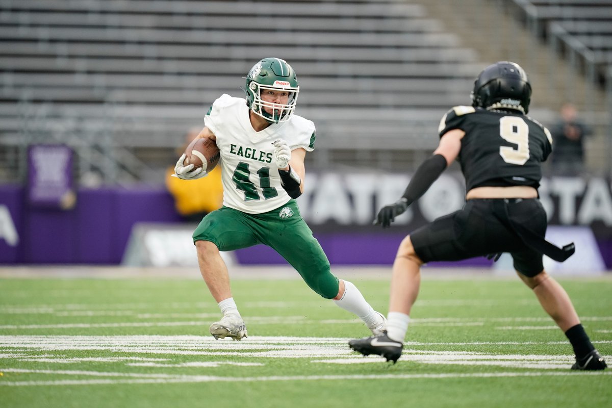 Allred brothers  dominate at passing, running and receiving for Royal who leads Lakeside 28-0 at the half of the 1A WIAA State Championship Game

<a href="/wiaawa/">WIAA</a>