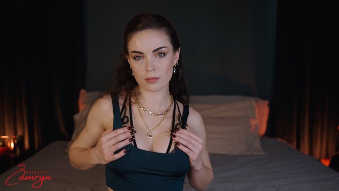 Mindfuckery and enchanting magic ✨ https://t.co/115wDzvRbv