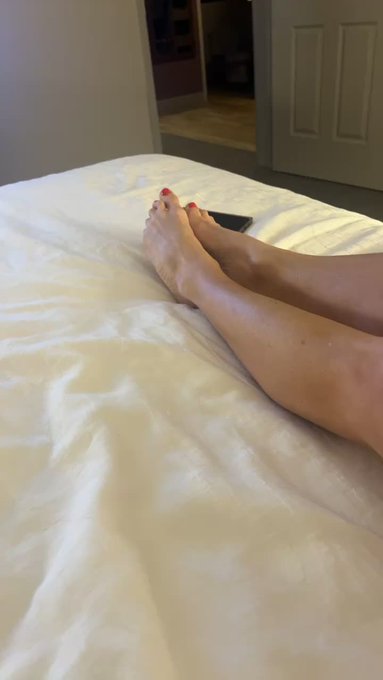 Hotwife4oldmen is live now! https://t.co/0YJn9ubwee https://t.co/vUnLKmFYHj<a href="/tag/cuckold"class="tags"><span>#cuckold</span></a><a href="/tag/hotwife"class="tags"><span>#hotwife</span></a>