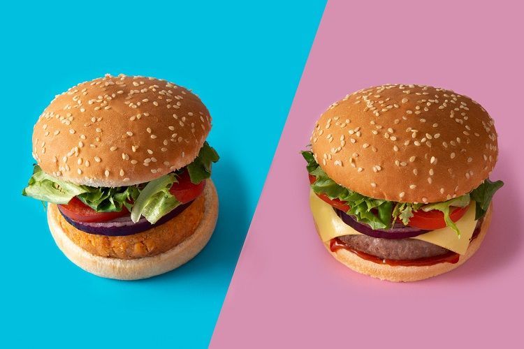 KeyLeafLifeSci's tweet photo. The debate continues - what side are you on? 

https://t.co/0dzcoMpW11 https://t.co/7bA6s4vBQd