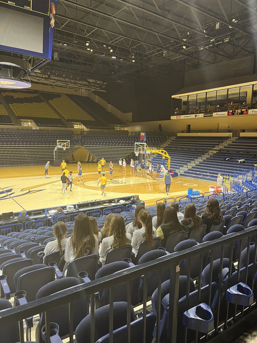 SMCC Athletics (@athleticssmcc) on Twitter photo Girls basketball was able to visit the University of Toledo this week to check out a Rockets practice. What a cool experience for our girls. #GoKestrels
<a href="/ToledoWBB/">Toledo Women's Basketball</a> Girls basketball was able to visit the University of Toledo this week to check out a Rockets practice. What a cool experience for our girls. #GoKestrels
<a href="/ToledoWBB/">Toledo Women's Basketball</a>