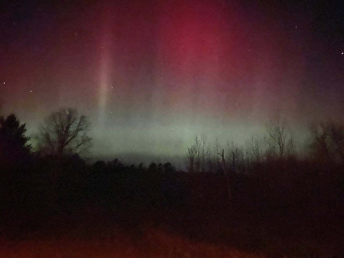 jstormlogger's tweet photo. #aurora #mnwx northern mn https://t.co/bunMr4kiOW