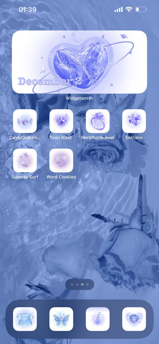 berrysukehiro's tweet image. My new Home Screen layout.
Background wallpaper is temporary 
( I’m still deciding)
#ioshomescreen 
#ioslayout 
#homescreensetup