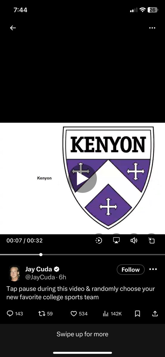 es2177868891's tweet photo. @JayCuda Got my Alma mater somehow. Just extremely glad you didn’t use the (awful) new logo #RollLords https://t.co/xUB0DqBWLr