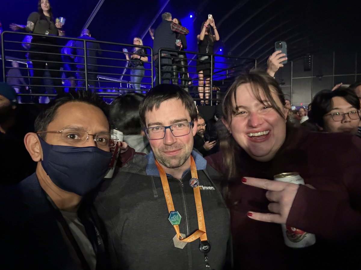 ksshams's tweet image. Really excited that I got to party briefly with the brilliant PEs behind #elasticache #serverless at re:play! 

Congrats again @reconditerose and Kevin McGehee on your awesome launch.