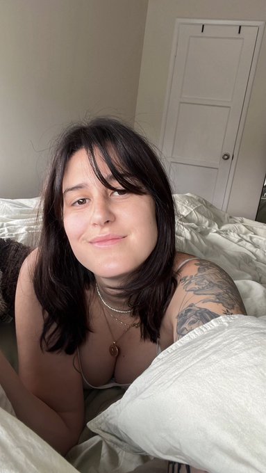 I got diet bangs if u even care https://t.co/EVMN7w2Hb6