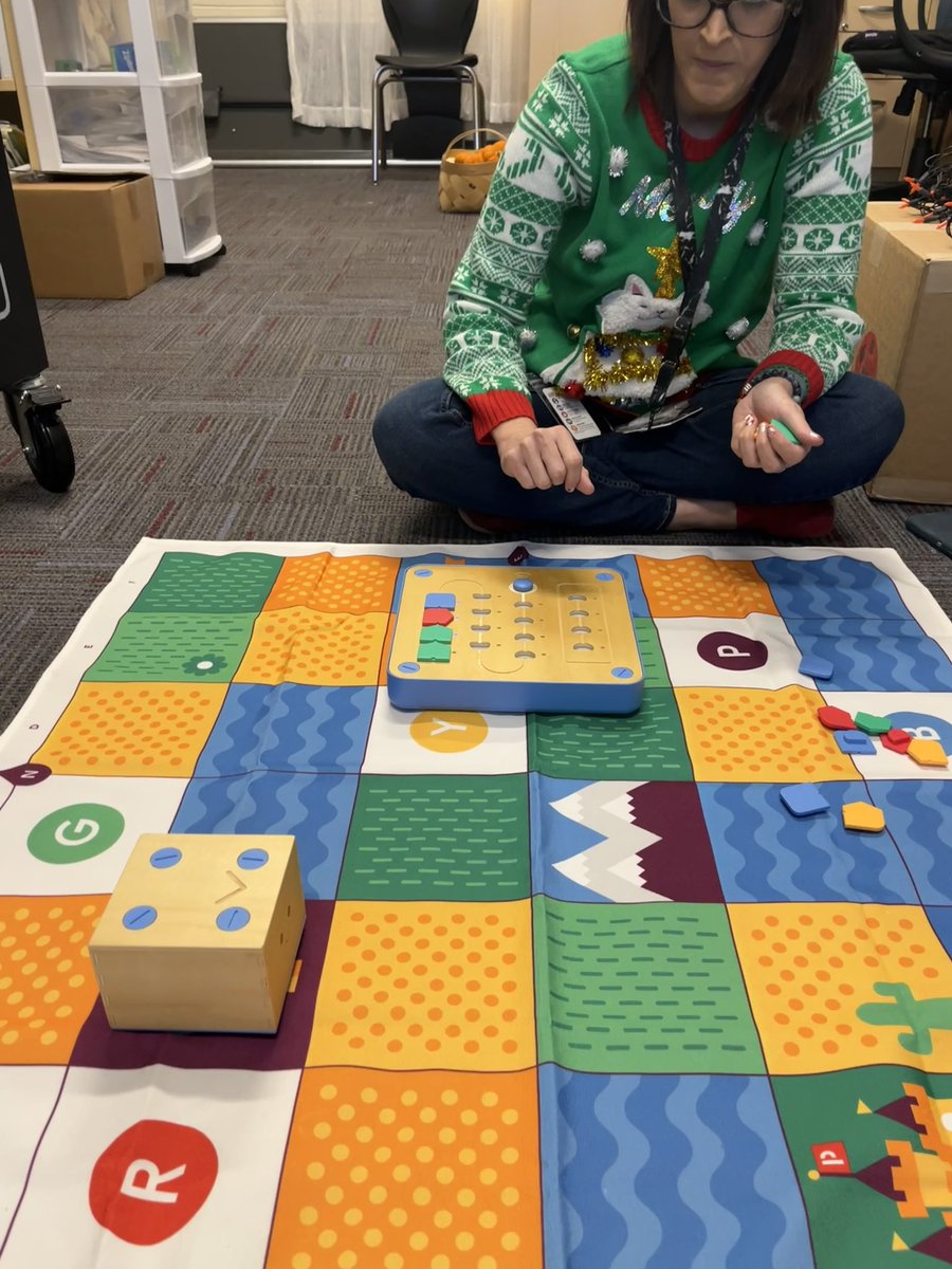 Enjoyed working with Ms Thiel this afternoon. We shared some #coding lesson ideas for each grade level &amp; tried our hand with <a href="/primotoys/">Primo Toys</a> Cubetto! Our <a href="/langfordlabs/">Langford Elementary</a> are going to love this! #HourOfCode <a href="/RichlandTwo/">Richland School District Two</a> <a href="/nate_innovate/">ηathan oneill</a>