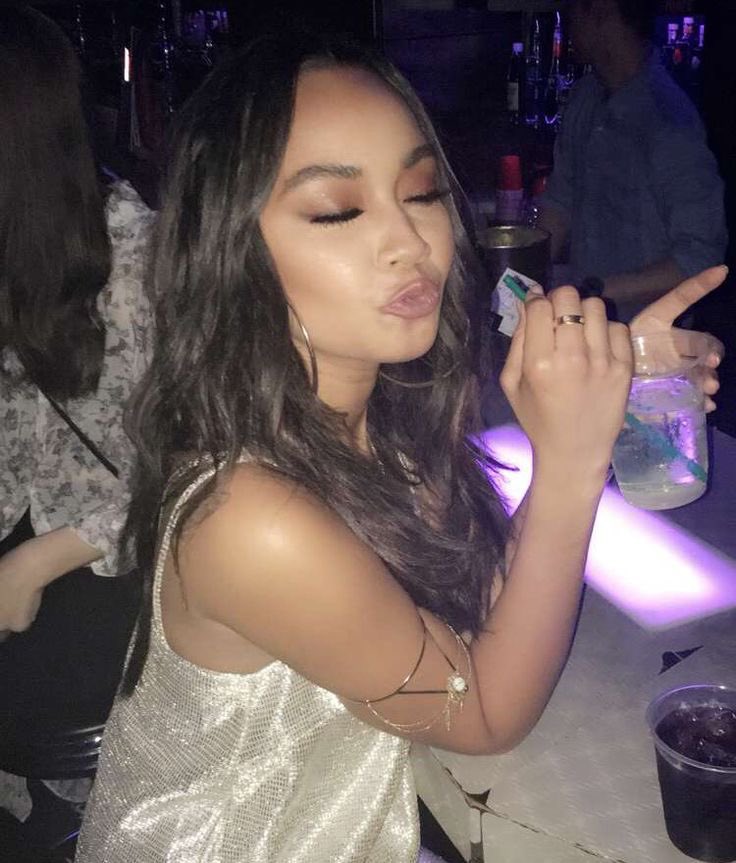 betweenlmx's tweet image. this woman’s duality is CRAZYYY