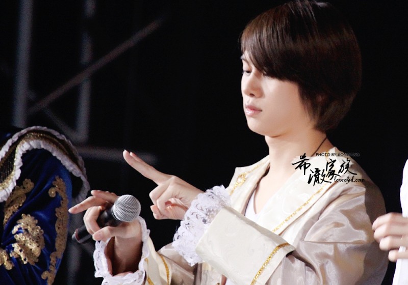 b1__0's tweet photo. HeeChul Accident Sequelae
https://t.co/lrluRyLEFT
https://t.co/Ym0PuBLlI8
He is absent from the concert. What happened? Please read this.
#superjunior #suju #sj #elf #leeteuk #heechul #yesung #shindong #eunhyuk #siwon #donghae #ryeowook #kyuhyun #sushow #bubble #bbl https://t.co/YOh8cUjvDZ