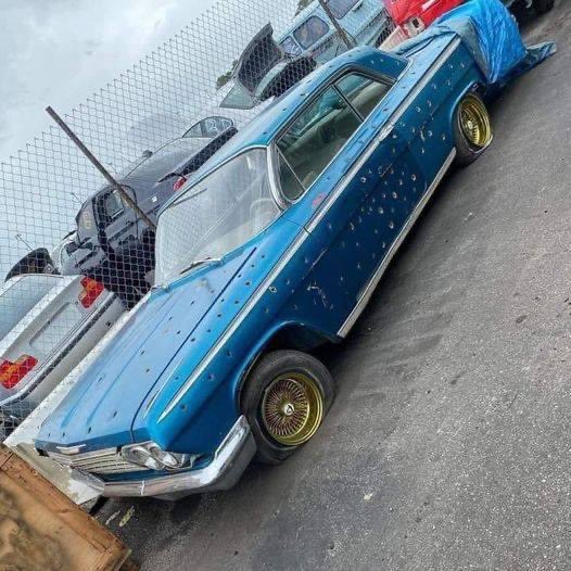 FamousStar1017's tweet photo. #RiPCleo 😭....Set iT Off 😅 
this gotta be that car Cleo Got Unalived In https://t.co/tvywOPncRm