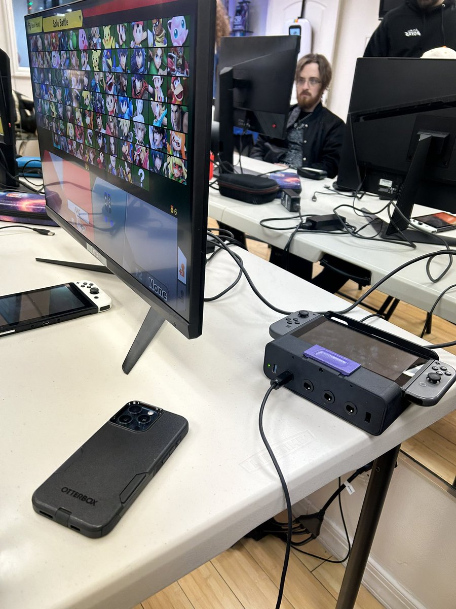 GamingEdgeLLC's tweet photo. The dock is up and running for HDR at Stargate!

Shoutout to @FuzzyPixelgg for hosting https://t.co/SEY3kqhOYW