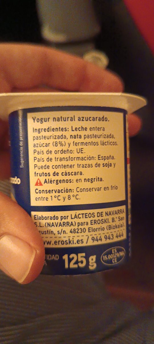 Mandarina_Seca's tweet photo. Pensava que la maionesa que podia tenir fruits secs era estupid, aixo tambe s'afegeix a la llista... https://t.co/qklWK9clsU