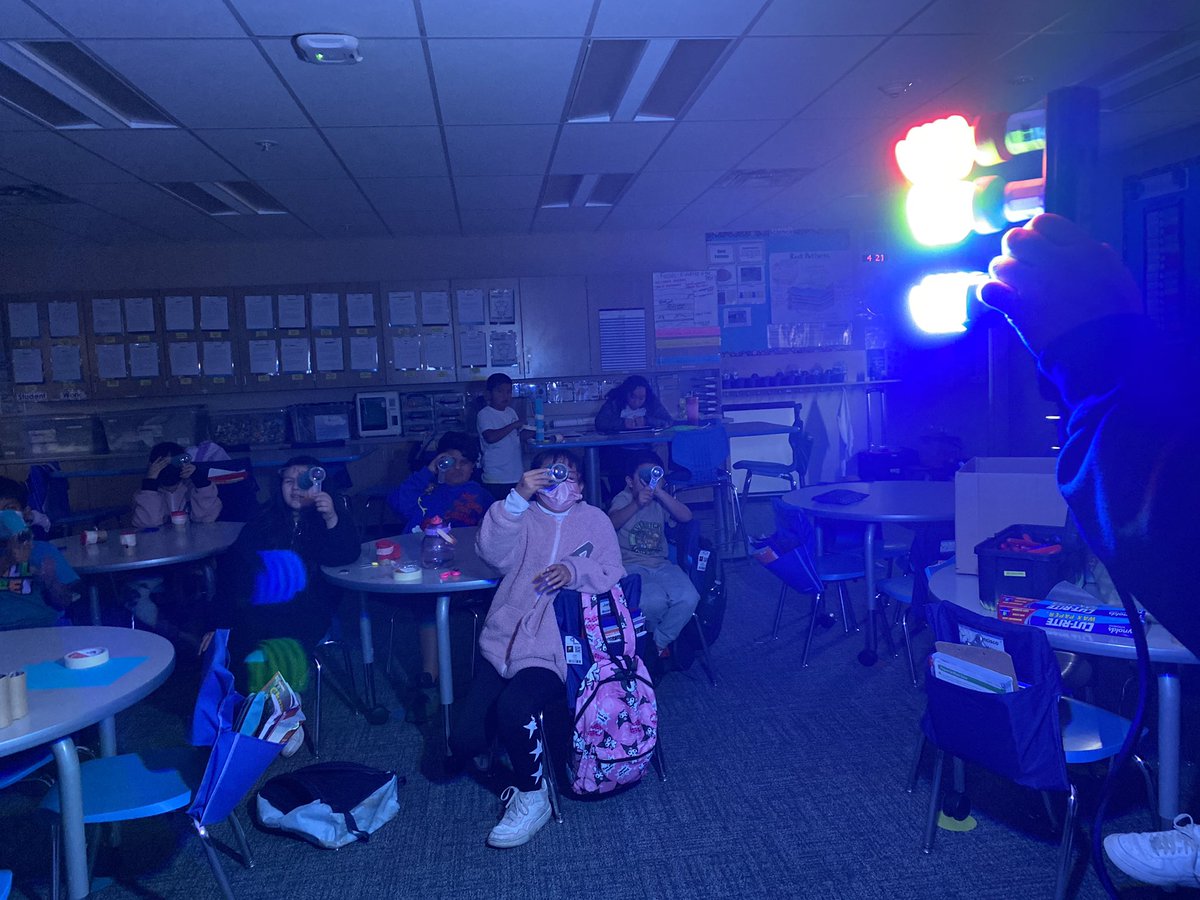greenfieldcsw's tweet photo. “Let there be light! 💡✨ Greenfield ASES elementary students embarking on an illuminating journey as we delve into the fascinating introduction to light. 🌈📚 #LightExploration https://t.co/xbN3uxq0oh