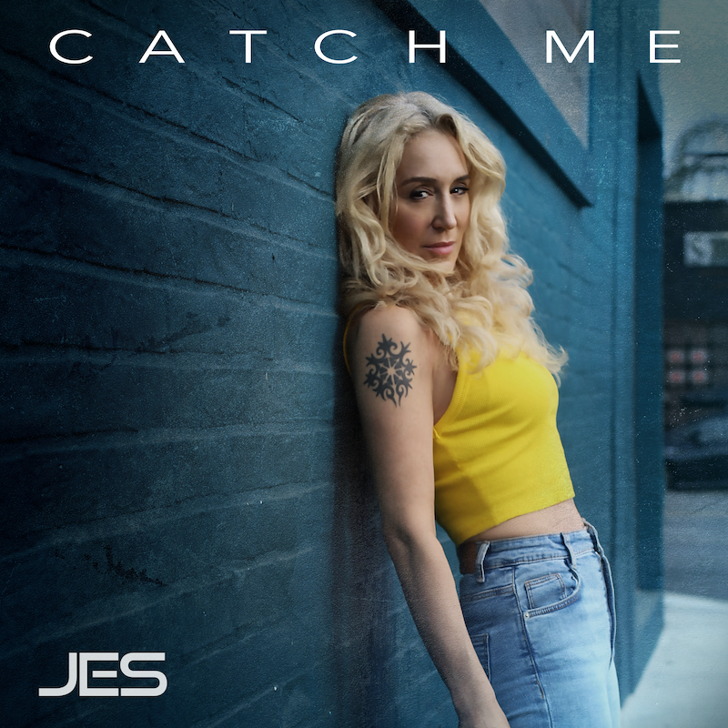 IntoneNationRec's tweet image. Out now on all digital portals "Catch Me" jes.lnk.to/CatchMe

@Official_JES  delivers an optimist's guide to leaning into trust issues in an attractive, emotional, and eclectic pop package that blurs the line between cool and chill. #NewMusicAlert #popmusic